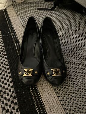 Black Leather Women'sTory Burch  wedge shoes with Gold Accent